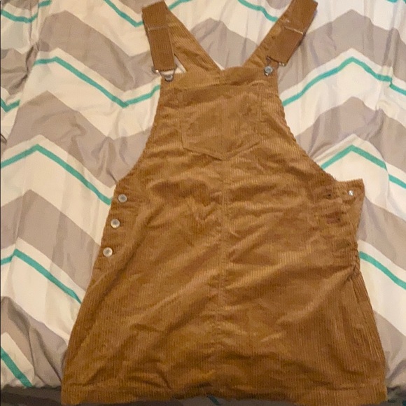 Overall - Picture 1 of 2